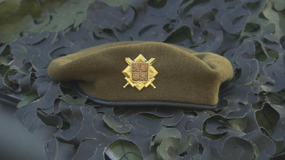 2362700-khaki2.jpg (52.91 KiB) Zobrazeno 4436 x 2362700-khaki2.jpg