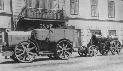 Austro-Daimler_M_17_'Goliath'_artillery_tractor_with_Skoda_M_11_mortar.jpg