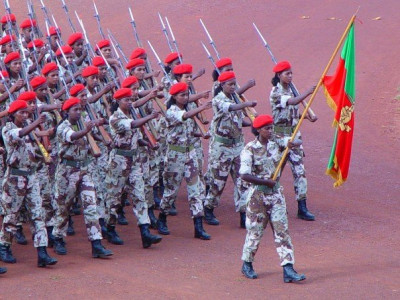 Soldiers_of_Eritrea_(women).jpg