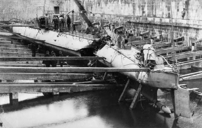 Přepůlená torédovka Edmont Fomtaine.png