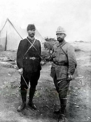mustafa-kemal-and-enver-pasha-training-libyans-to-fight-the-v0-bx2ztzxyh2na1.jpg (89.08 KiB) Zobrazeno 4353 x mustafa-kemal-and-enver-pasha-training-libyans-to-fight-the-v0-bx2ztzxyh2na1.jpg