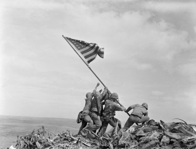 Raising_the_Flag_on_Iwo_Jima,_larger_-_edit1_11.jpg