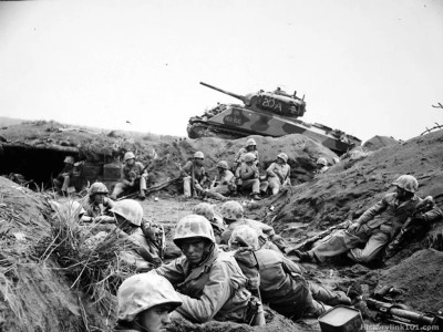 24th_marines_wwii_iwo_jima_11.jpg