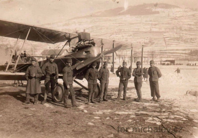 023 letecký mechanik.jpg