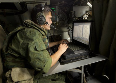 Russia-military-radio.jpg