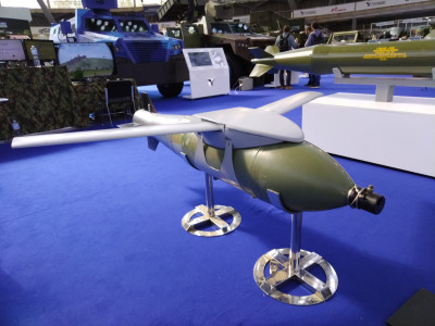 vođenu planirajuću avio-bombu sa oznakom FAB-250 PGB.jpg