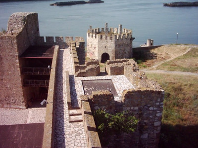 Smederevo nároží jádra.jpg