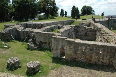 Hrad zříceniny.jpg