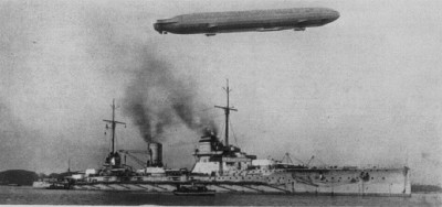 SMS_Seydlitz_mit_Zeppelin.jpg