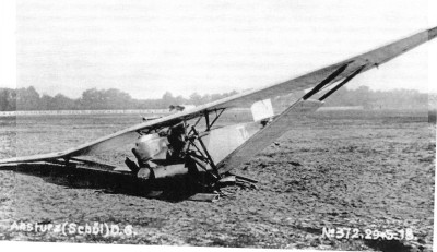 SCHUTTE-LANZ D.VI_02_poškozeno.jpg