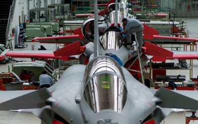 dassault_rafale_fighters_final_assembly_line-1600x1000.jpg