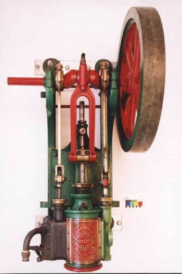 Otto-Lilienthal-Steam-Engine.jpg
