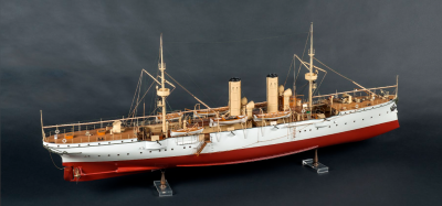 Model Adamastoru.png