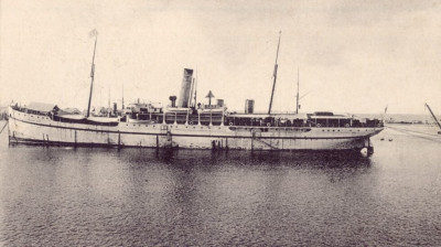 Parník Kaiseri.jpg