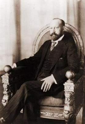 James_Aurig_-_Karl_August_Lingner.jpg