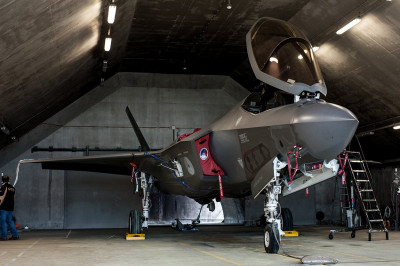 hangar-F-35-klima.jpg