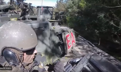 Beewewrererwez názvu.jpg