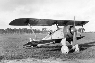Heinrich_Pursuit_at_Langley_Field.jpg