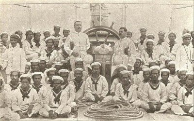 Siamští námořníci kolem r. 1900-změněno-na-střední.jpeg